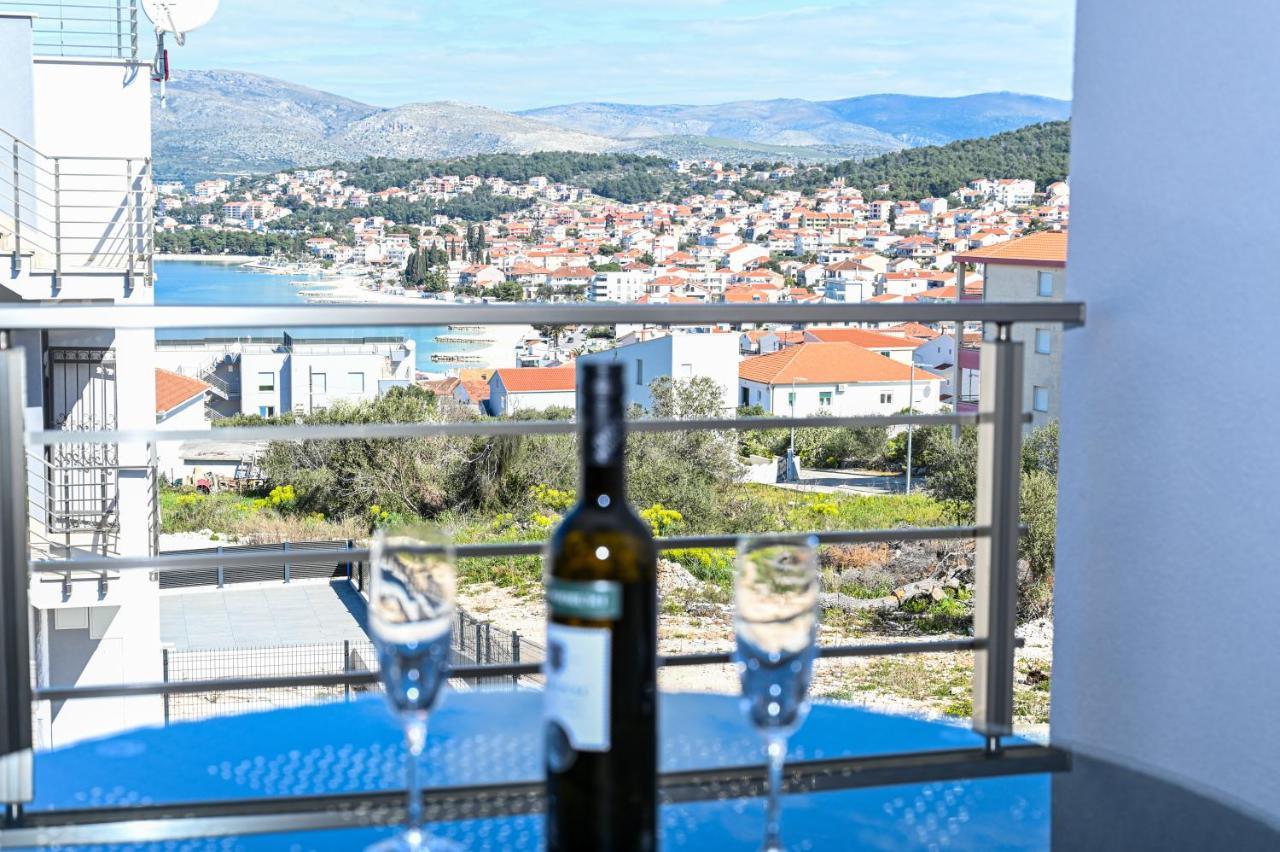 טרוגיר Luxury Apartment With Swimming Pool Ana מראה חיצוני תמונה